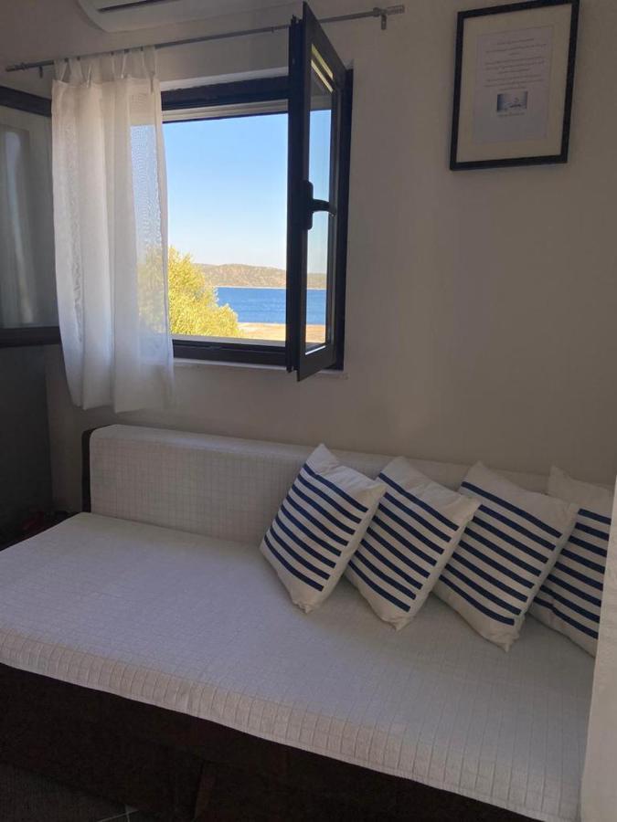 Holiday Home Rustika มาลี เดอร์เวนิค ภายนอก รูปภาพ